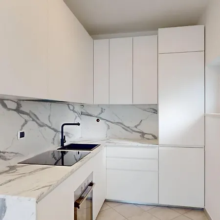 Apartman Rivierarent Charming With Pool And Garden