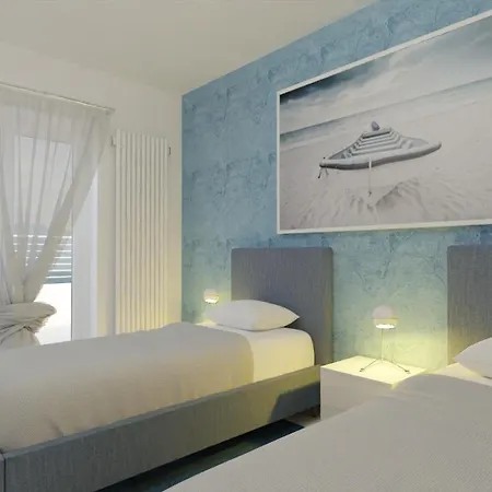 Apartment Charming With Pool And Garden *