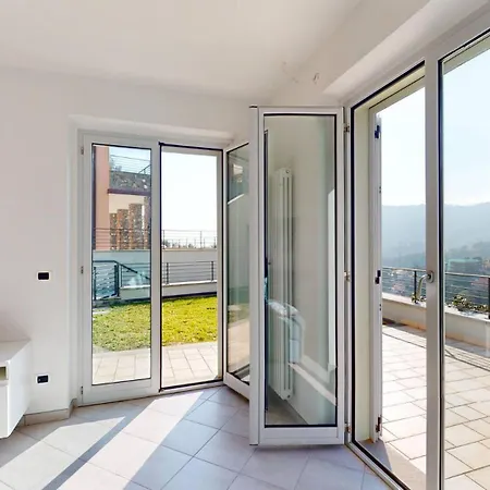 Apartment Charming With Pool And Garden