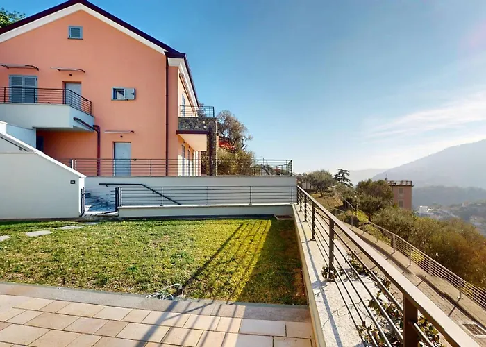 Rivierarent Charming With Pool And Garden Appartement