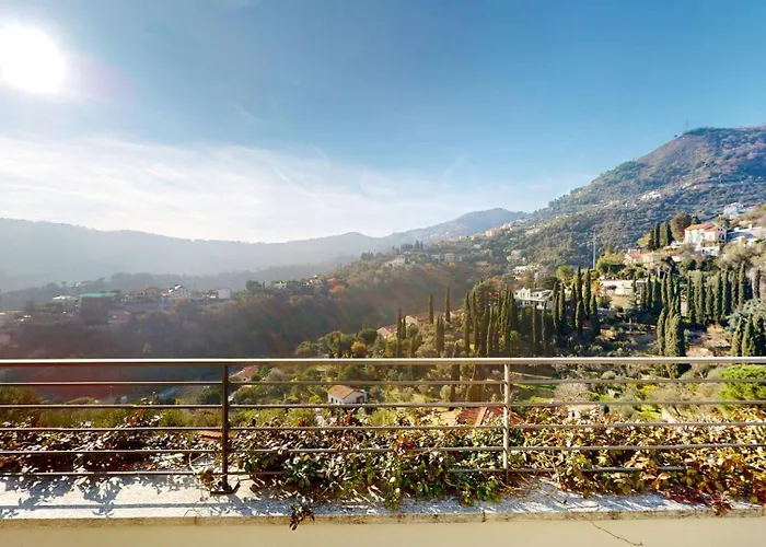 Lejlighed Rivierarent Charming With Pool And Garden *