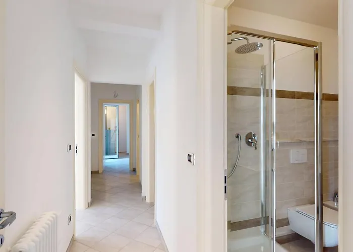 Lejlighed Rivierarent Charming With Pool And Garden Alassio