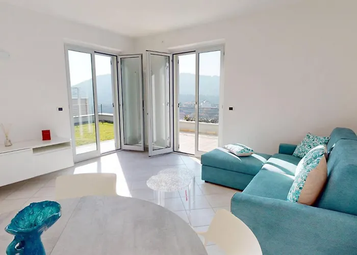 Rivierarent Charming With Pool And Garden Lejlighed *